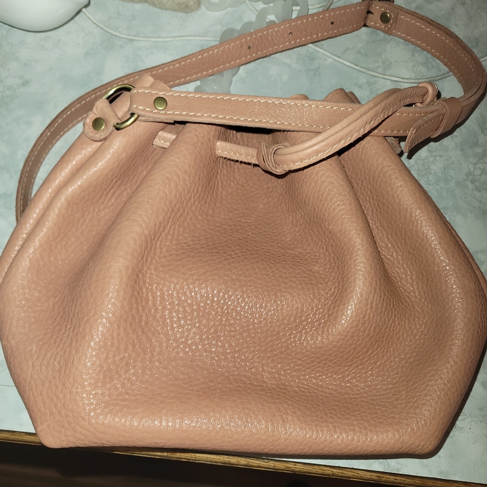 Portland Leather LG Quartz Bucket Bag